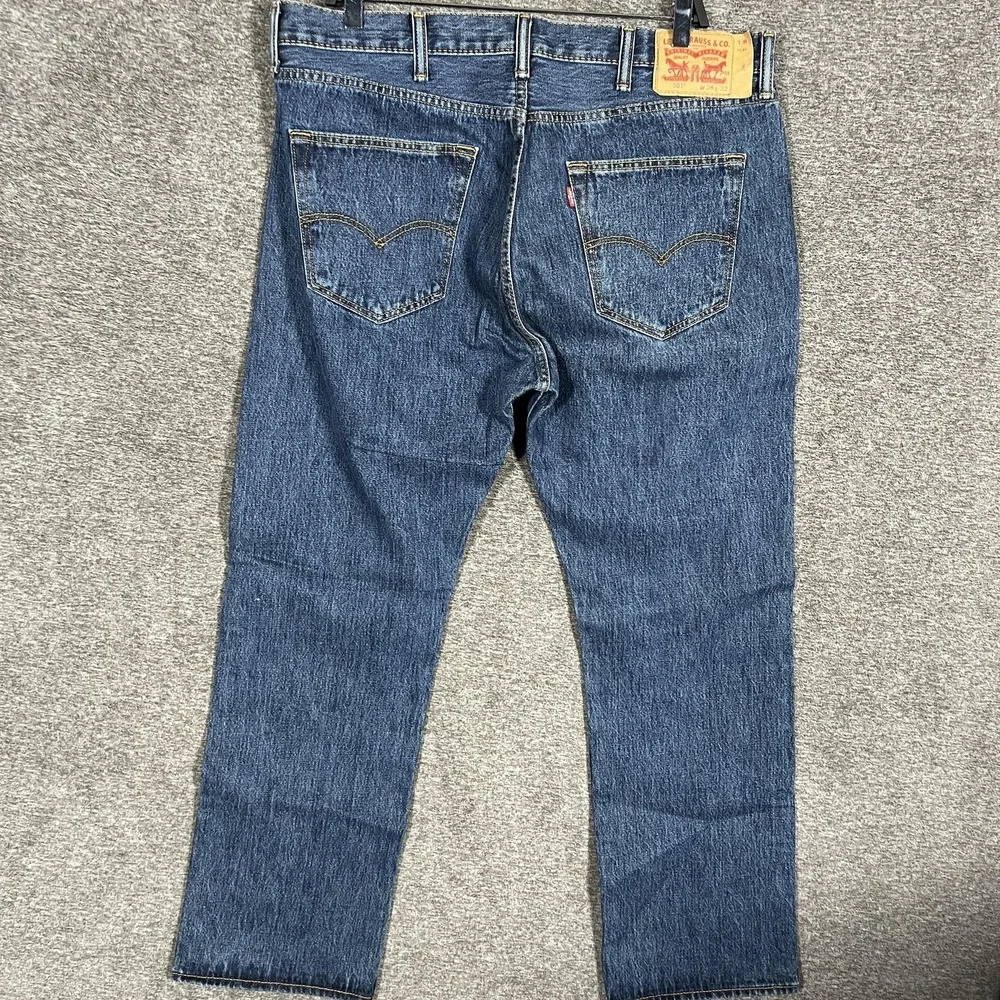 Levis 501 Jeans Mens 38x32‎ Blue Denim Button Fly Straight Leg Classic Fit